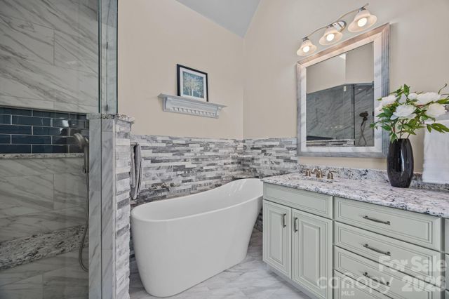 9418 Wallace Pond Drive, Huntersville, NC 28078