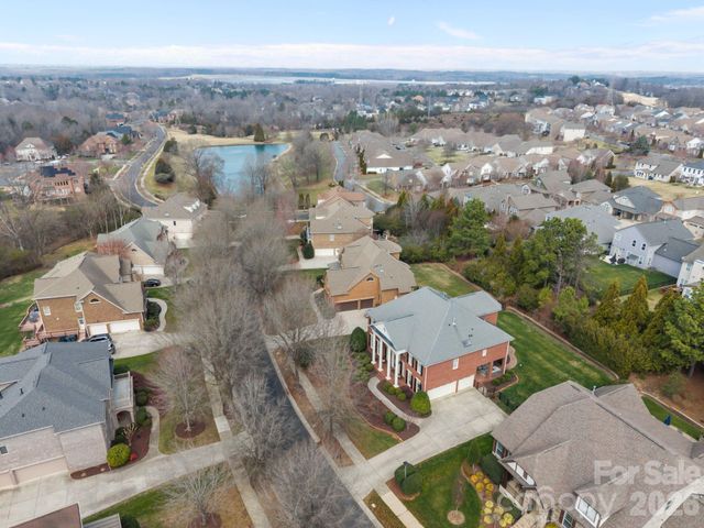 9418 Wallace Pond Drive, Huntersville, NC 28078