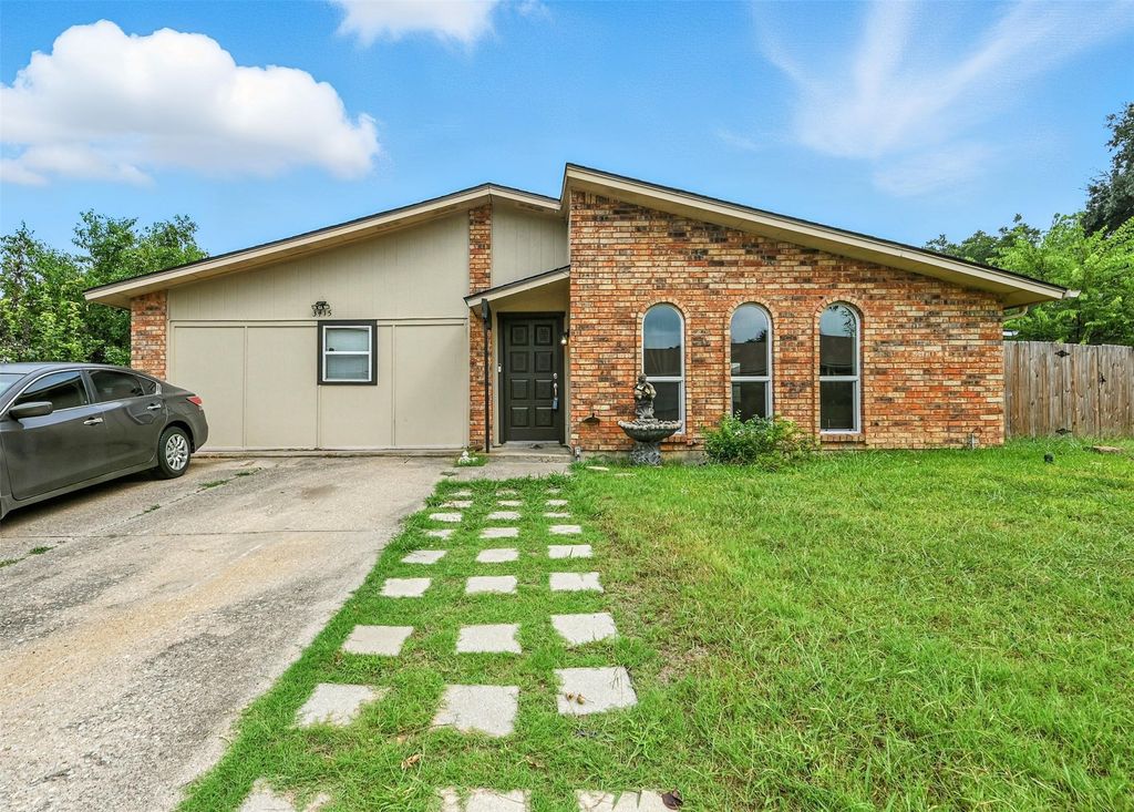 3415 Killala Court, Arlington, TX 76014