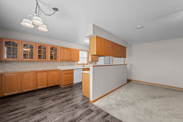 918 S Chicago Street 918, Geneseo, IL 61254