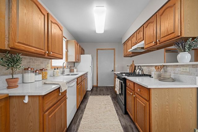 918 S Chicago Street 918, Geneseo, IL 61254