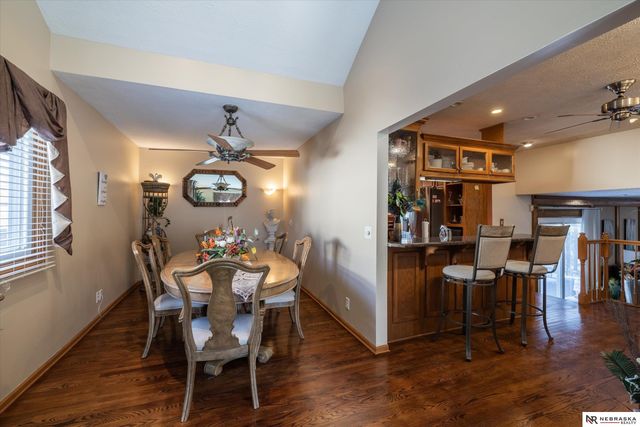 11008 Grand Avenue, Omaha, NE 68164