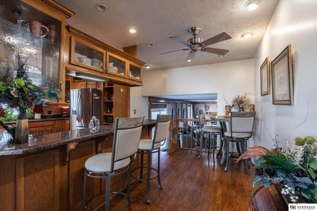 11008 Grand Avenue, Omaha, NE 68164