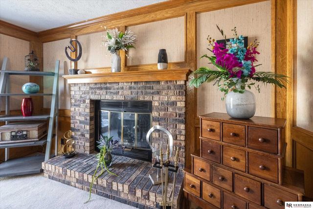 11008 Grand Avenue, Omaha, NE 68164