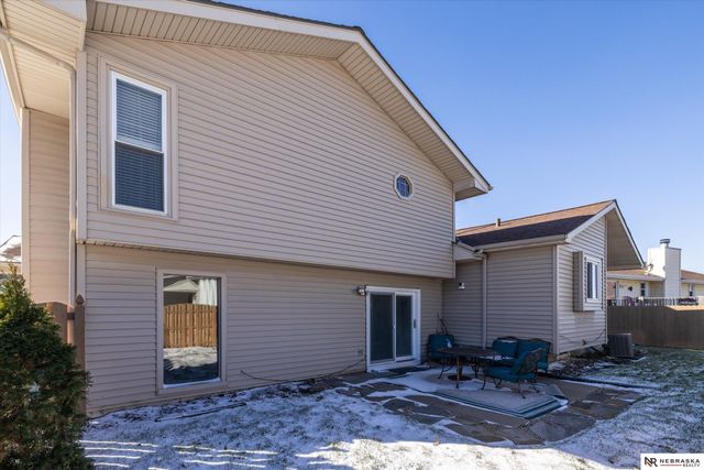 11008 Grand Avenue, Omaha, NE 68164