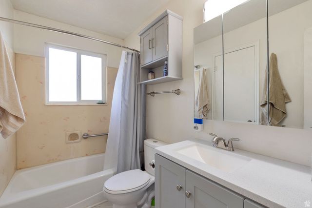 4813 S 3850 W, Roy, UT 84067