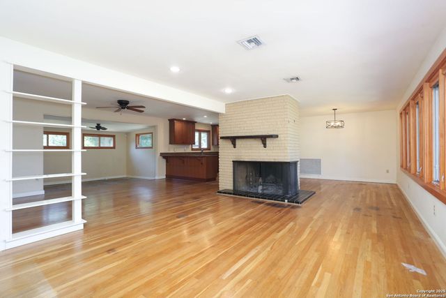 506 Robinhood, San Antonio, TX 78209