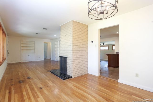 506 Robinhood, San Antonio, TX 78209