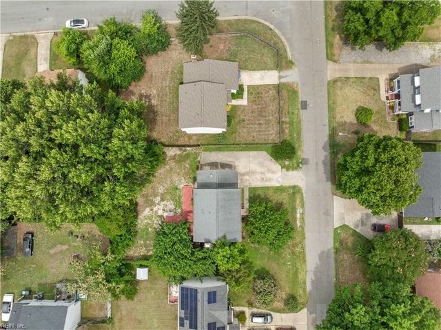 18 Hull ST, Newport News, VA 23601