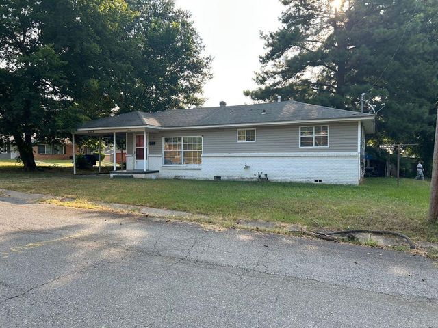 1814 Crutcher St, North Little Rock, AR 72114