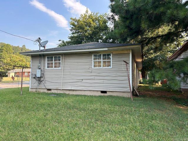 1814 Crutcher St, North Little Rock, AR 72114