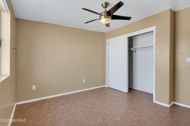 101 W Corona Road, Tucson, AZ 85756