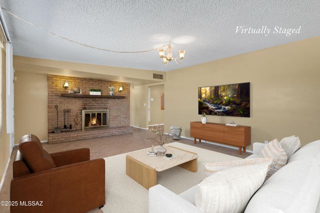 101 W Corona Road, Tucson, AZ 85756