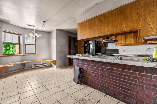 5319 Powers Way Road SW, Albuquerque, NM 87121