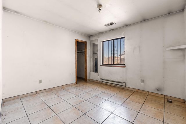 5319 Powers Way Road SW, Albuquerque, NM 87121