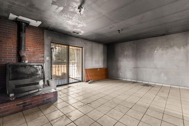 5319 Powers Way Road SW, Albuquerque, NM 87121