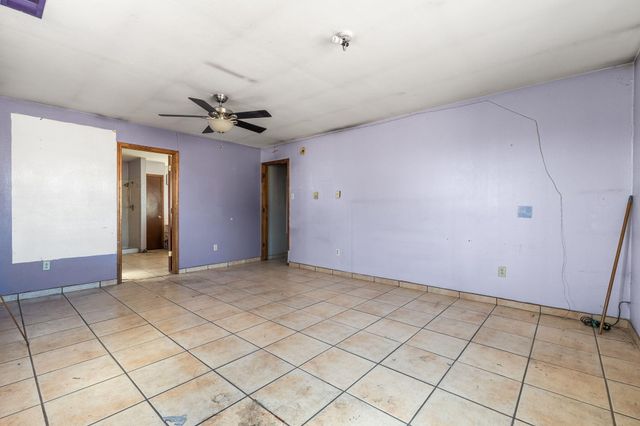 5319 Powers Way Road SW, Albuquerque, NM 87121