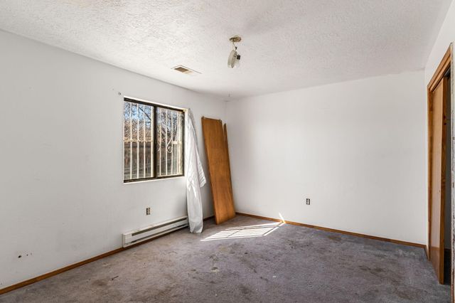 5319 Powers Way Road SW, Albuquerque, NM 87121