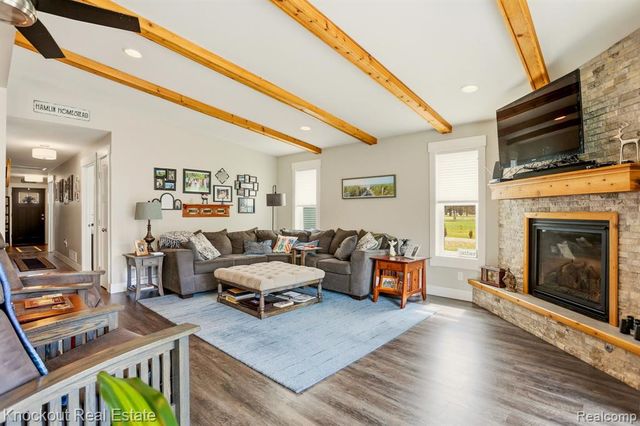 10413 Elms Road, Montrose, MI 48457
