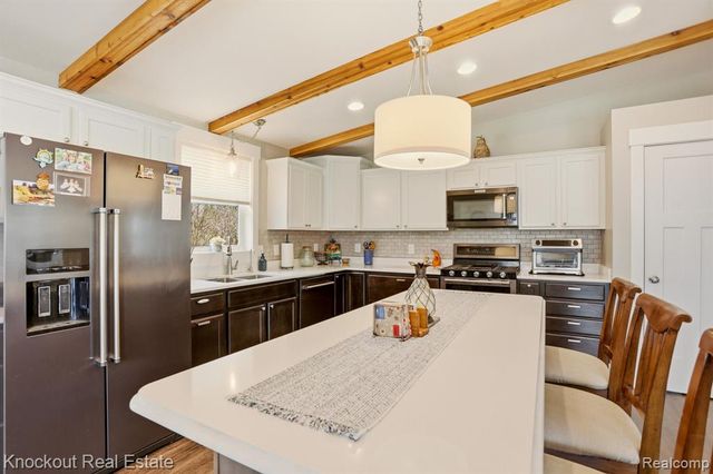10413 Elms Road, Montrose, MI 48457