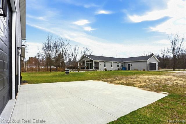 10413 Elms Road, Montrose, MI 48457
