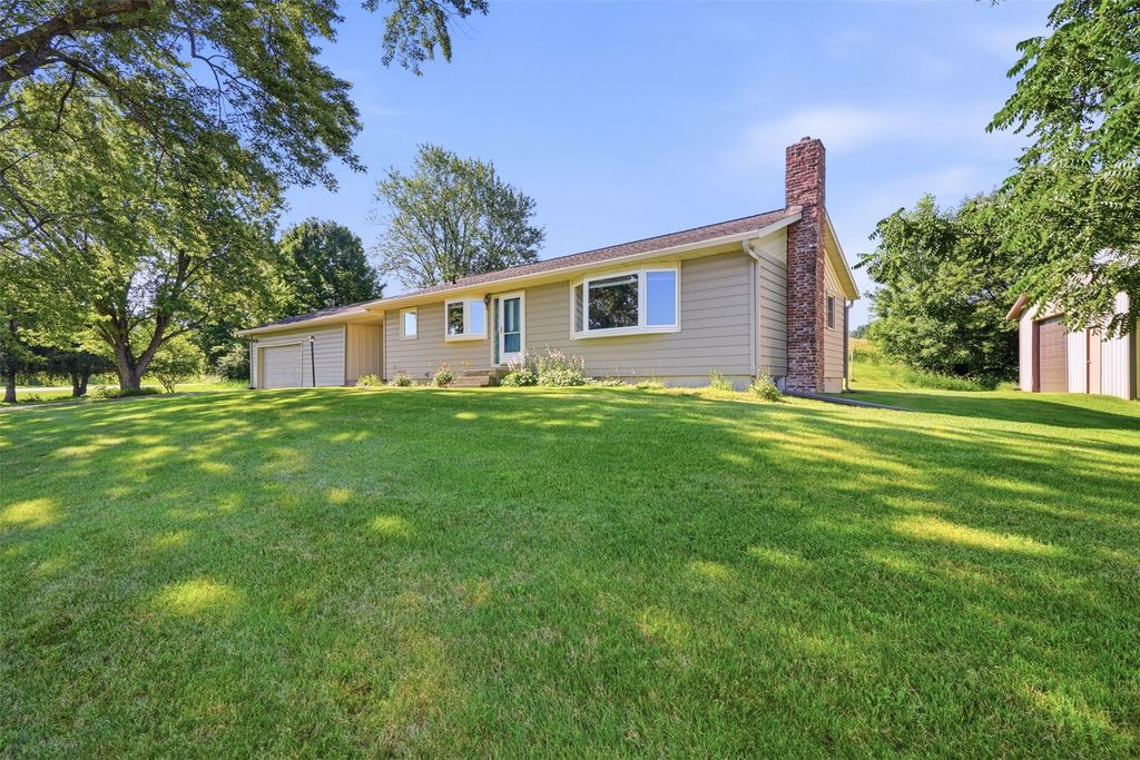 Image 3 of property listing at S13480 State Road 37, Mondovi, WI 54755