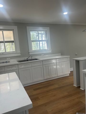 13332 Plank Rd, Baker, LA 70714