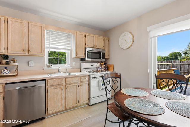 1 Red Maple Drive, Brick, NJ 08724
