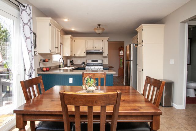 1308 Mill Creek Road, Bloomington, IL 61704