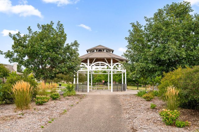 14124 55th Avenue N, Plymouth, MN 55446