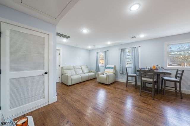 346 Tucker Ave, Union Twp., NJ 07083