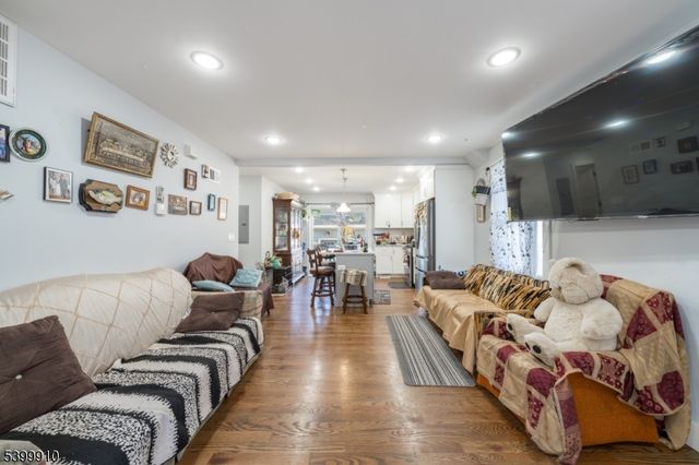 346 Tucker Ave, Union Twp., NJ 07083