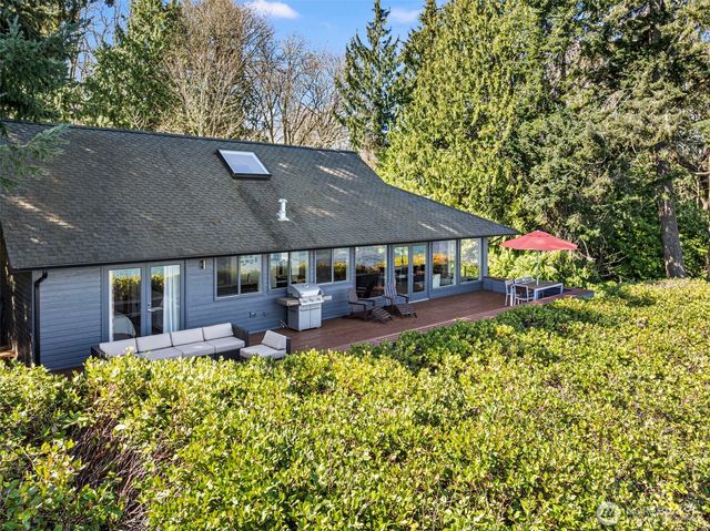 8032 SW 222nd Place, Vashon, WA 98070