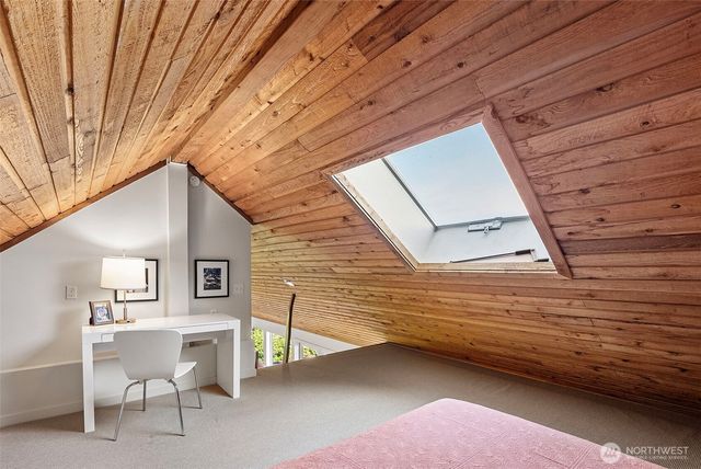 8032 SW 222nd Place, Vashon, WA 98070