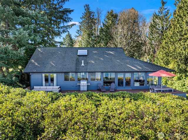 8032 SW 222nd Place, Vashon, WA 98070
