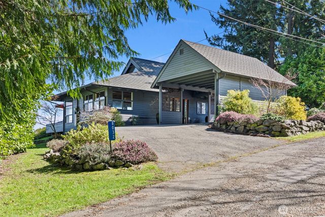 8032 SW 222nd Place, Vashon, WA 98070