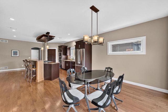 818 Pine Hill Drive, Verona, WI 53593
