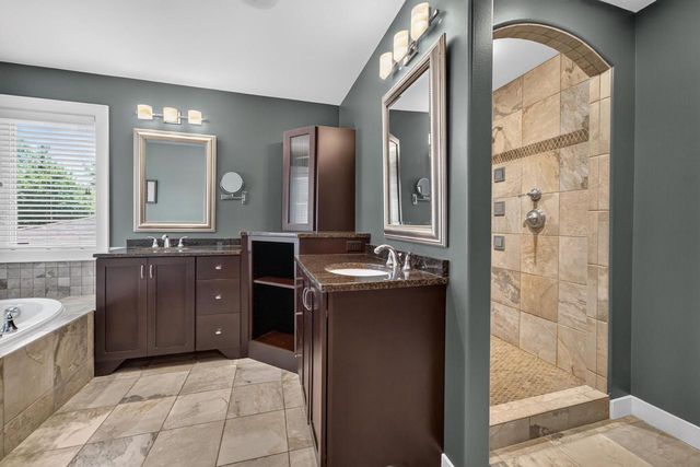 818 Pine Hill Drive, Verona, WI 53593