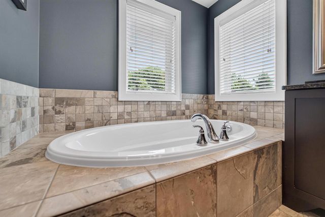 818 Pine Hill Drive, Verona, WI 53593