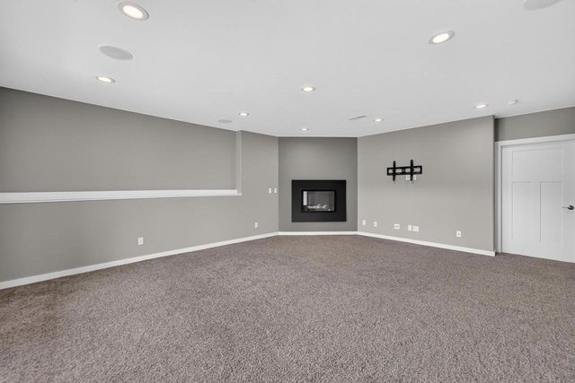 818 Pine Hill Drive, Verona, WI 53593