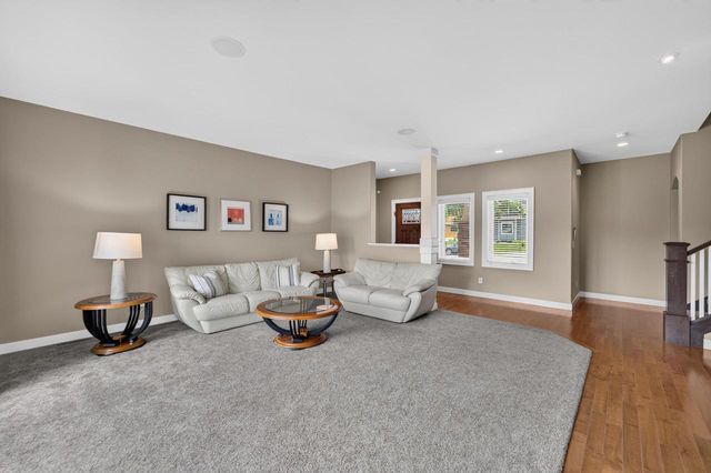 818 Pine Hill Drive, Verona, WI 53593