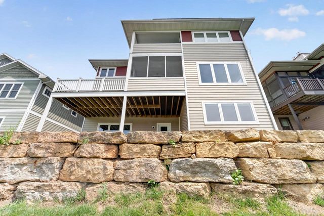 818 Pine Hill Drive, Verona, WI 53593