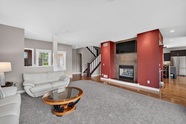 818 Pine Hill Drive, Verona, WI 53593