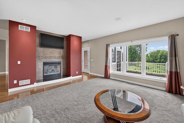818 Pine Hill Drive, Verona, WI 53593
