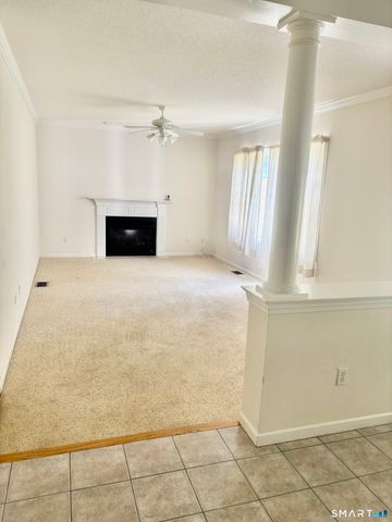 91 Valley View Road, Manchester, CT 06040