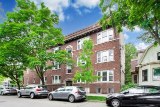 5712 N Wayne Avenue 3, Chicago, IL 60660