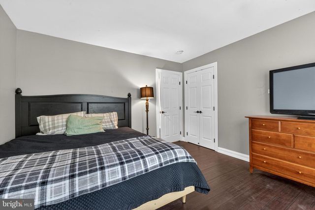 8020 AMSTERDAM CT, Gainesville, VA 20155