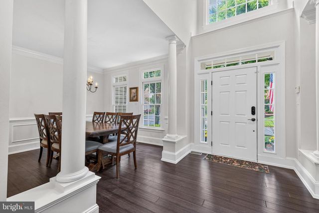 8020 AMSTERDAM CT, Gainesville, VA 20155