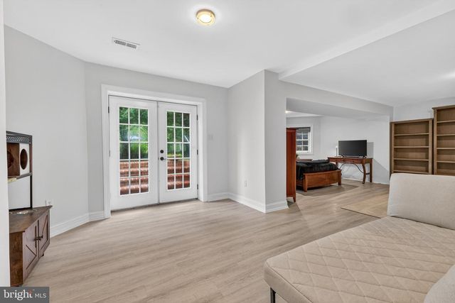 8020 AMSTERDAM CT, Gainesville, VA 20155