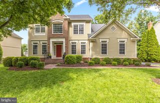 8020 AMSTERDAM CT, Gainesville, VA 20155